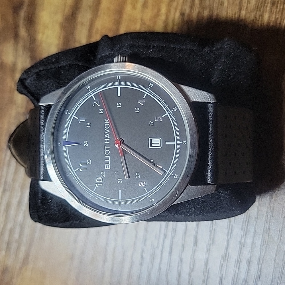 Elliot Havok wristwatch in EUC